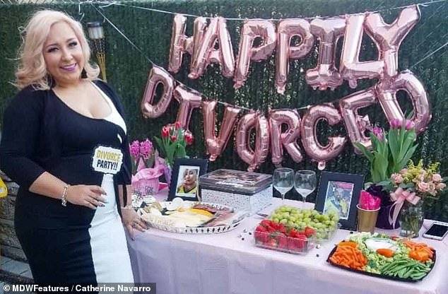 A Woman who spent 7 years trying to divorce finally leaves an abusive husband and gives a party to celebrate